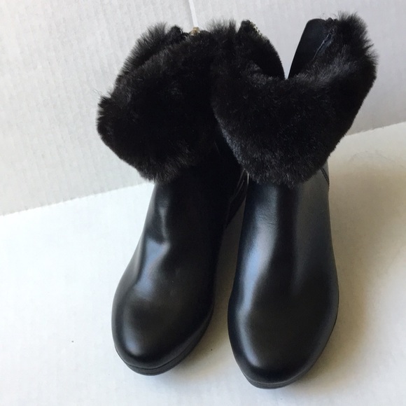 DKNY Abri Booties - Picture 7 of 16
